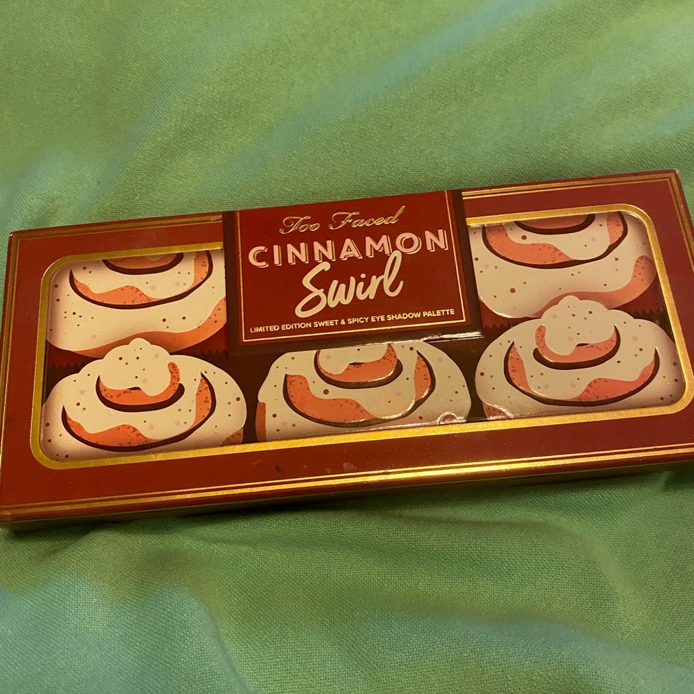 Two face cinnamon swirl new in box